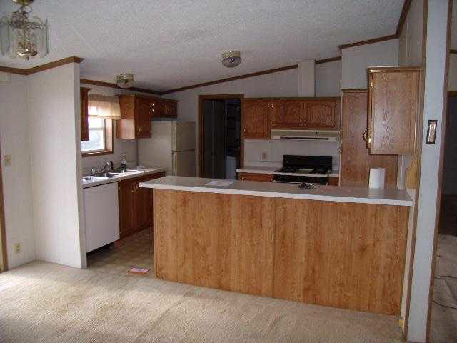 1749 W 175 S, Angola, IN 46703 photo 8