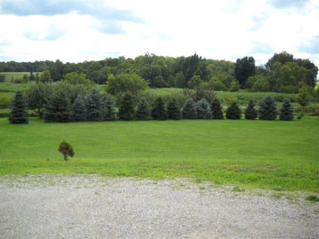 5551 E 500 N, Kendallville, IN 46755 photo 2
