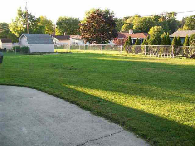500 E First St, Auburn, IN 46706 photo 22