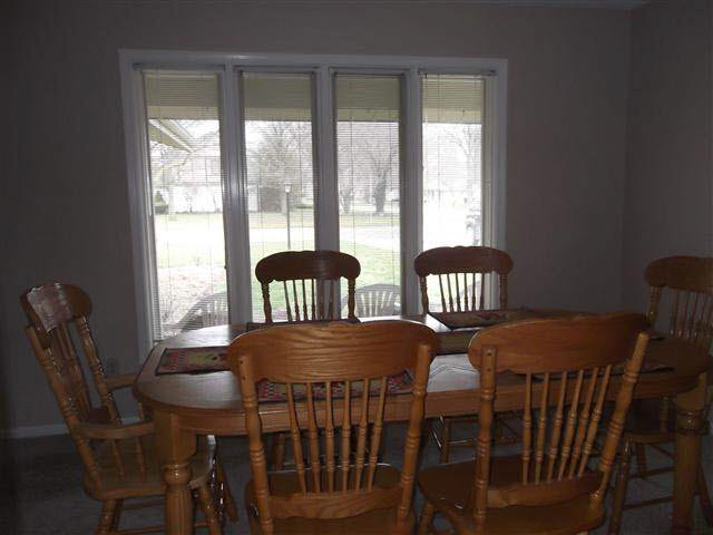 500 E First St, Auburn, IN 46706 photo 8