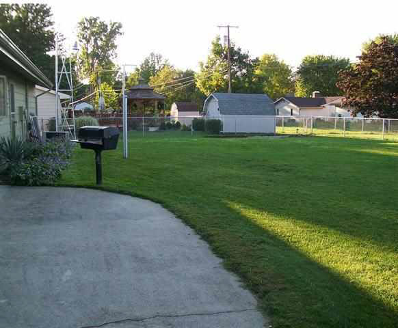 500 E First St, Auburn, IN 46706 photo 23