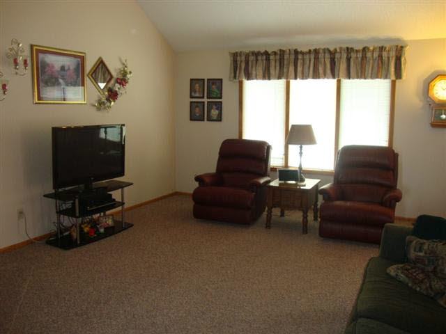 13227 Windstone Ln, Grabill, IN 46741 photo 7