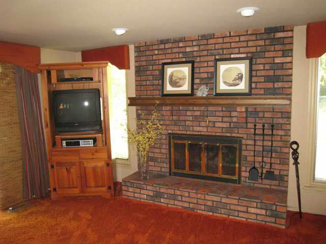 406 Duryea Dr, Auburn, IN 46706 photo 3