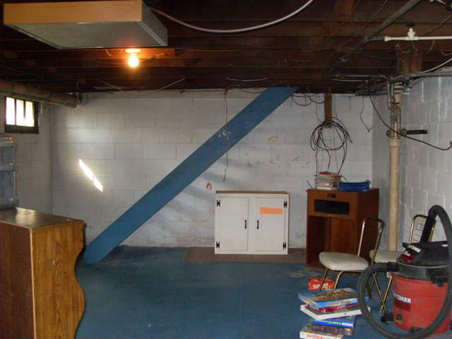 802 E Seventh, Auburn, IN 46706 photo 19