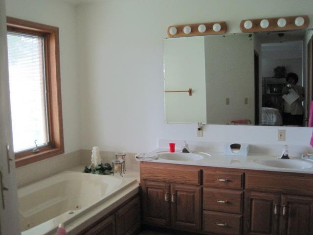701 Taylor Ln, Albion, IN 46701 photo 10
