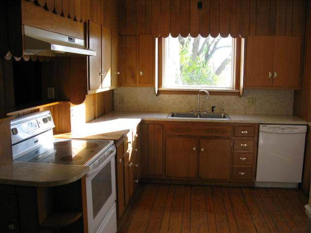 7055 State Road 101, Spencerville, IN 46788 photo 2