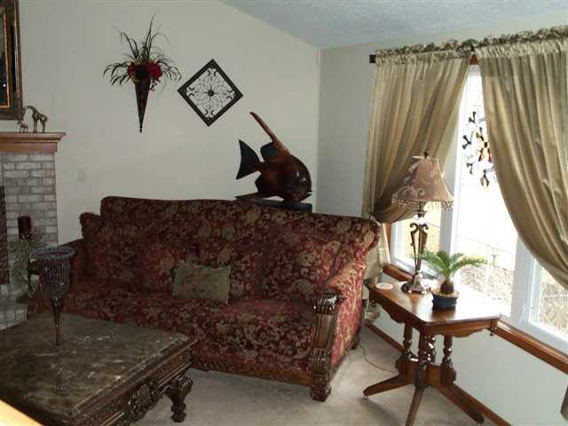 316 Willard Dr, Auburn, IN 46706 photo 9