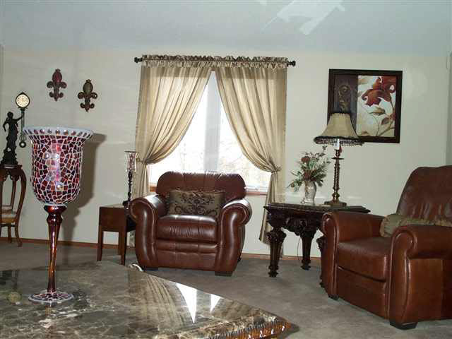316 Willard Dr, Auburn, IN 46706 photo 8