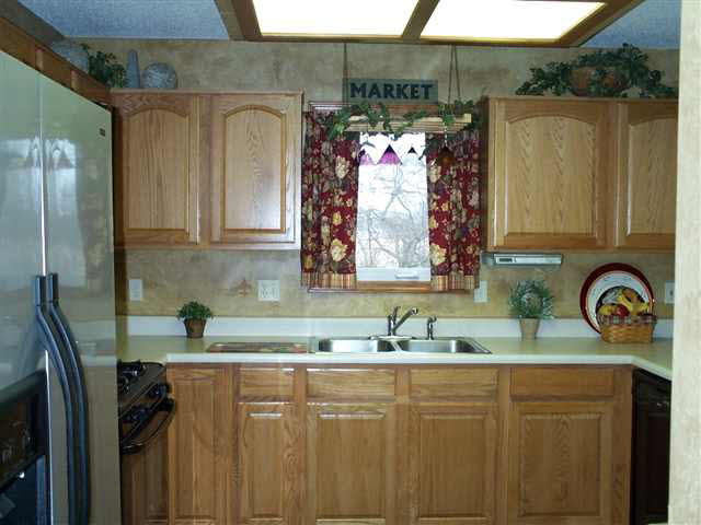 316 Willard Dr, Auburn, IN 46706 photo 5