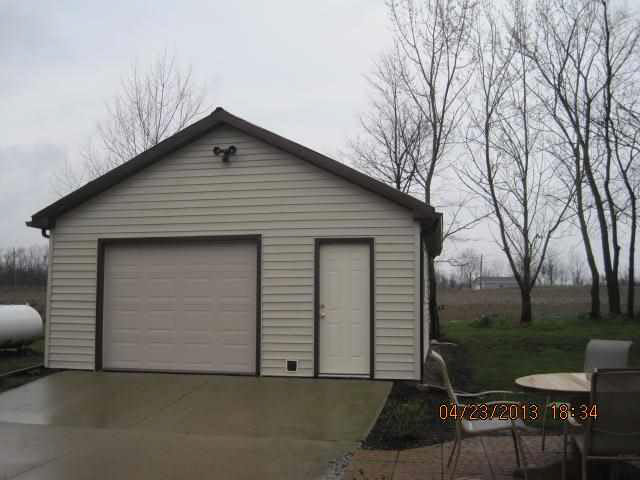 1320 S 500 E, Avilla, IN 46710 photo 3