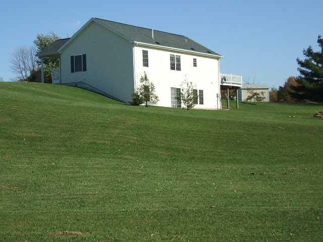 381 E 280 N, Angola, IN 46703 photo 4