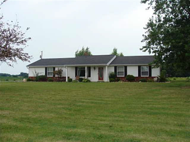 1940 County Road 23, Waterloo, IN 46793 photo 1