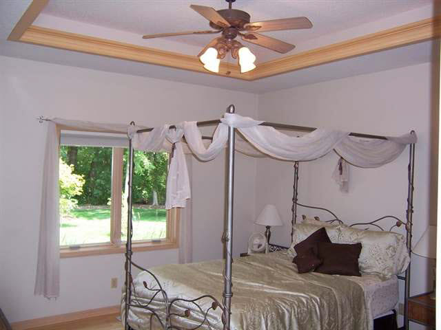 1428 Waynedale Dr, Garrett, IN 46738 photo 9