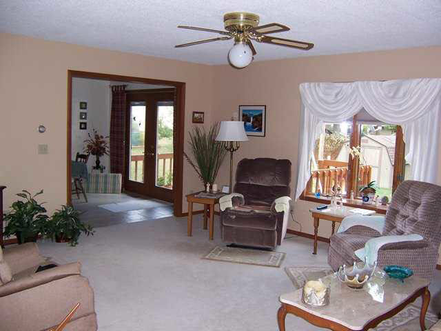 2017 Maple Ln, Garrett, IN 46738 photo 3