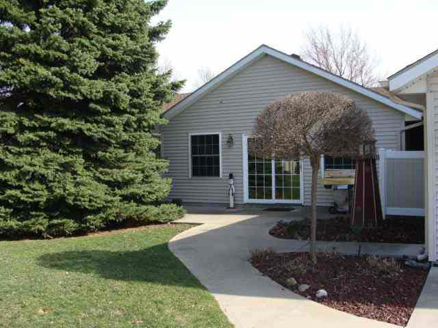 1110 W 2nd St, Ligonier, IN 46767 photo 6