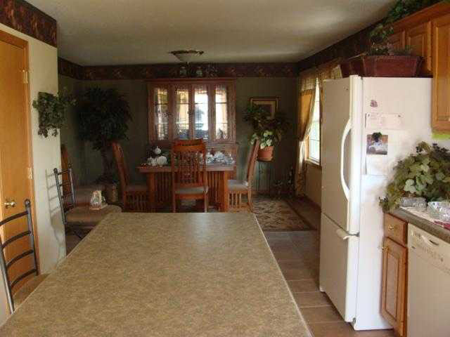 1110 W 2nd St, Ligonier, IN 46767 photo 10