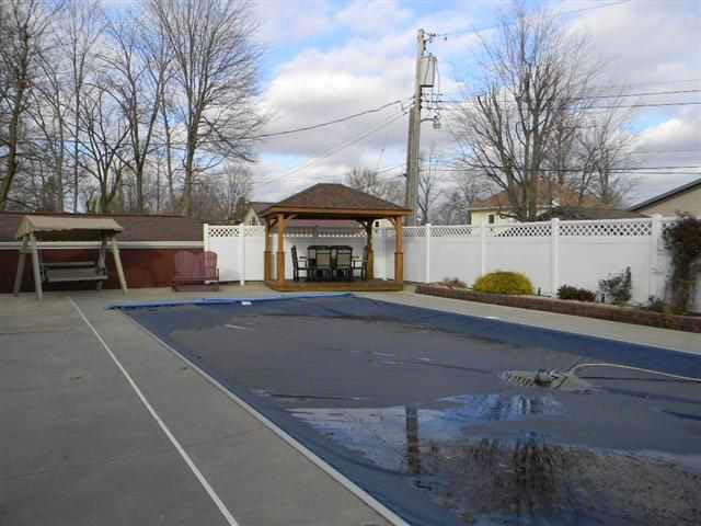 609 Union St, Lagrange, IN 46761 photo 6