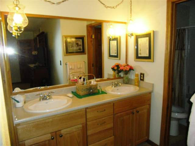 110 Crescent Ave, Kendallville, IN 46755 photo 13