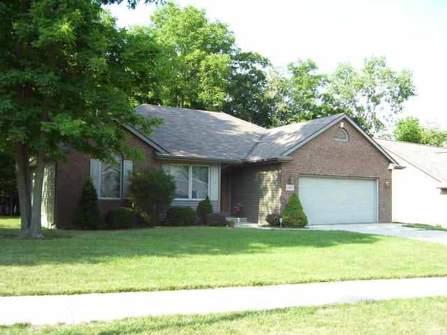 1400 Ashwood Dr, Auburn, IN 46706 photo 1
