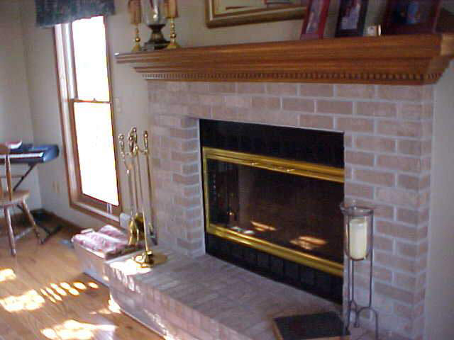 3753 Emilie Ln, Auburn, IN 46706 photo 2