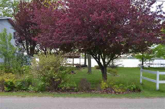 895 Park Drive Turkey Lk, Lagrange, IN 46761 photo 14