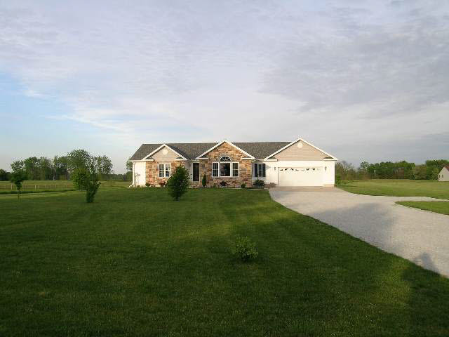 3525 N 100 E, Lagrange, IN 46761 photo 1
