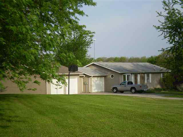 1280 S 200 E, Lagrange, IN 46761 photo 2