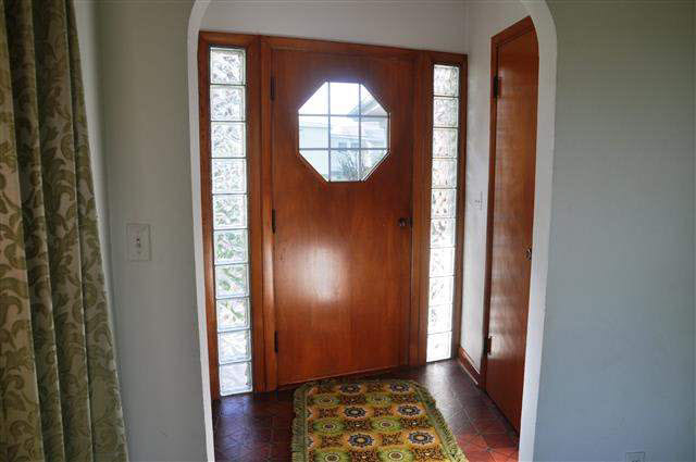 460 N Morton St, Shipshewana, IN 46565 photo 3