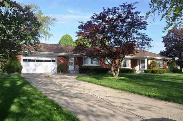 460 N Morton St, Shipshewana, IN 46565 photo 1