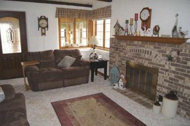 9615 E 500 S, Wolcottville, IN 46795 photo 4
