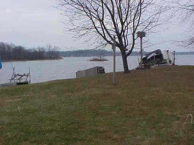 11585 E 335 S, Lagrange, IN 46761 photo 2