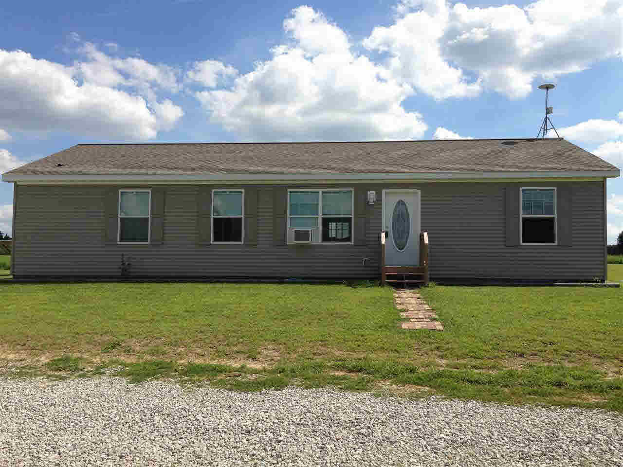 3670 E 225 N, Lagrange, IN 46761 photo 4