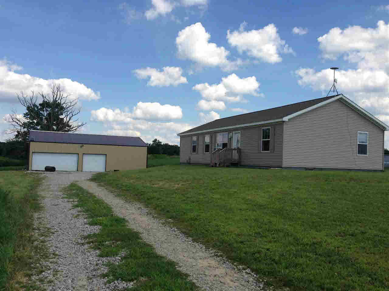 3670 E 225 N, Lagrange, IN 46761 photo 3