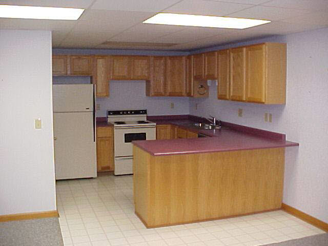905 Lakeview Dr, Auburn, IN 46706 photo 12