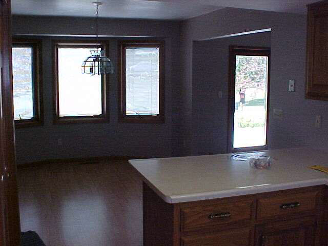 905 Lakeview Dr, Auburn, IN 46706 photo 5