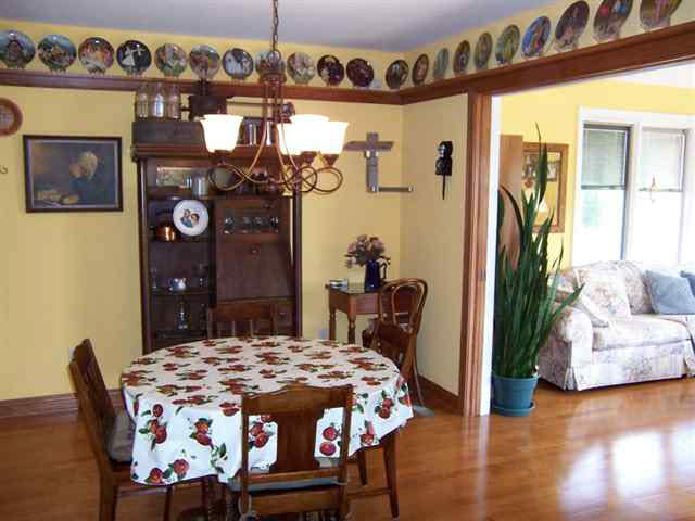 2112 Bunker Ct, Auburn, IN 46706 photo 9