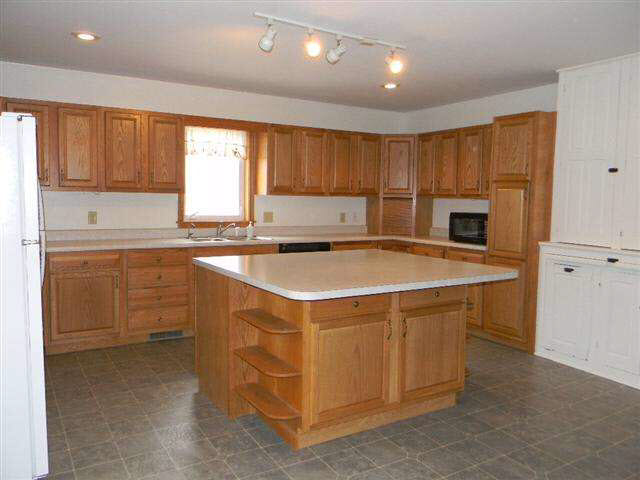 2675 E 050 N, Lagrange, IN 46761 photo 14