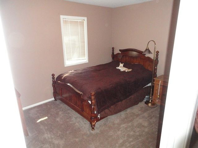 2314 Northgate Blvd, Auburn, IN 46706 photo 9