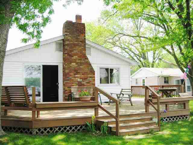  10390 E 640 S, Hudson, IN 46747 photo 2