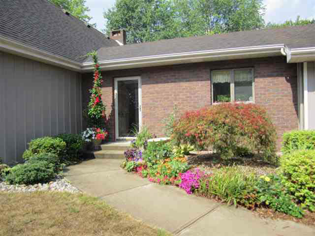 721 Greenhaven Ter, Auburn, IN 46706 photo 2