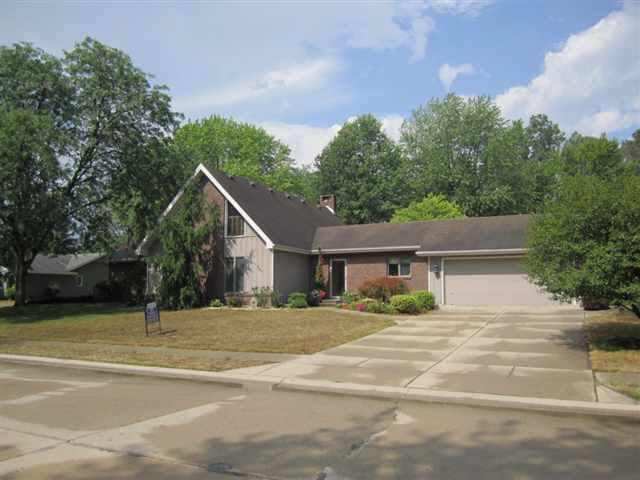 721 Greenhaven Ter, Auburn, IN 46706 photo 1