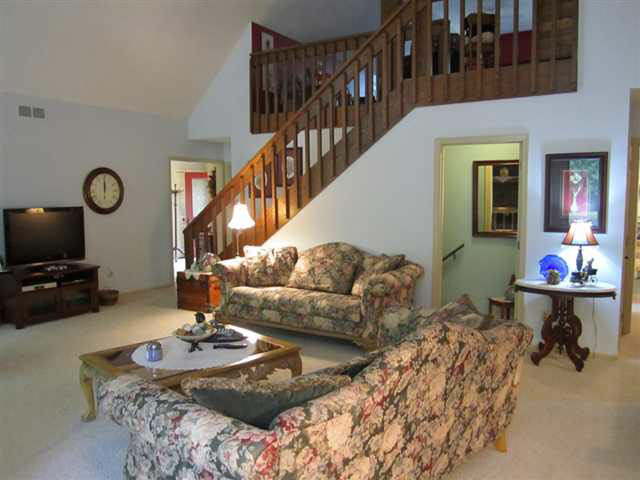 721 Greenhaven Ter, Auburn, IN 46706 photo 4
