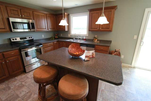 16224 Brunswick Dr, Goshen, IN 46526 photo 8