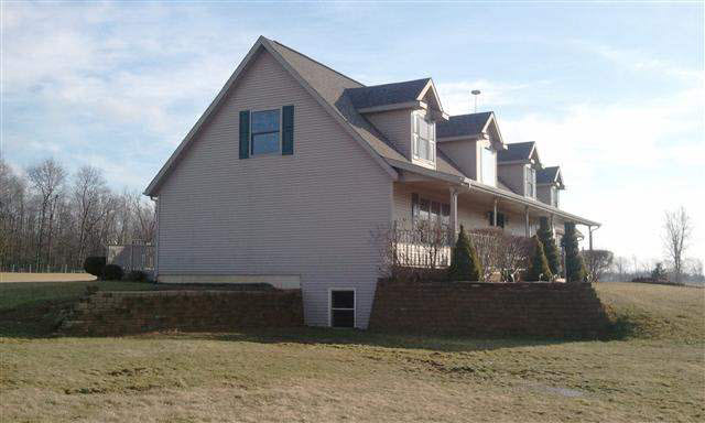7195 S 550 E, Wolcottville, IN 46795 photo 3