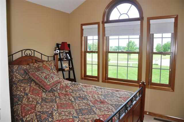 1525 Berkshire Ct E, Shipshewana, IN 46565 photo 15