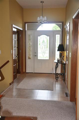 1525 Berkshire Ct E, Shipshewana, IN 46565 photo 3