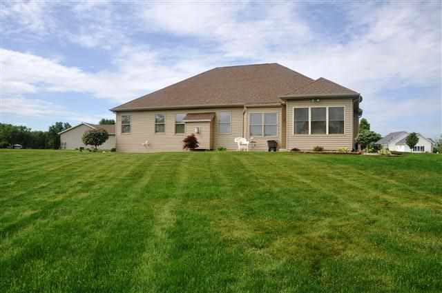 1525 Berkshire Ct E, Shipshewana, IN 46565 photo 22