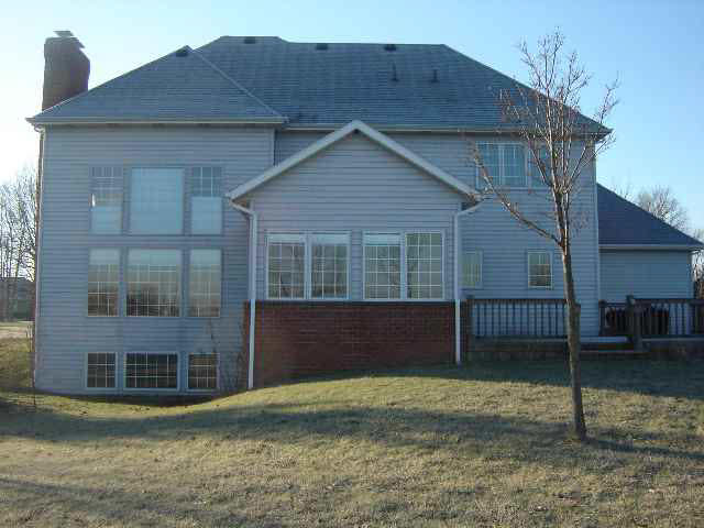 3541 Franklin Dr, Auburn, IN 46706 photo 8