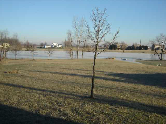 3541 Franklin Dr, Auburn, IN 46706 photo 9