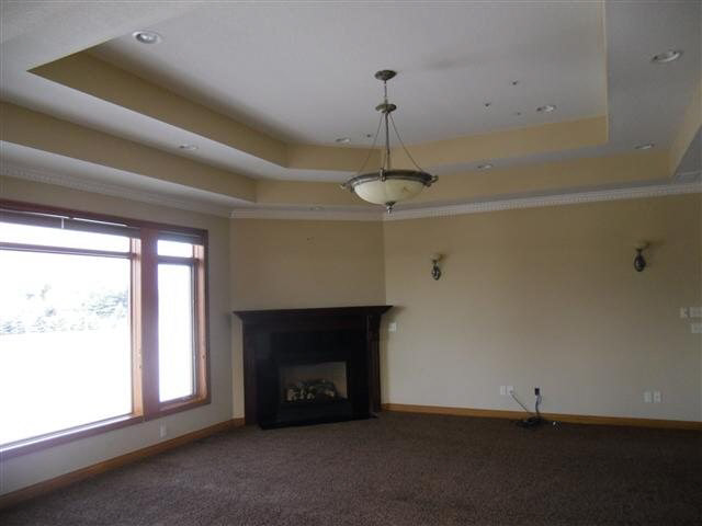 316 Laurelwood Ln, Kendallville, IN 46755 photo 6